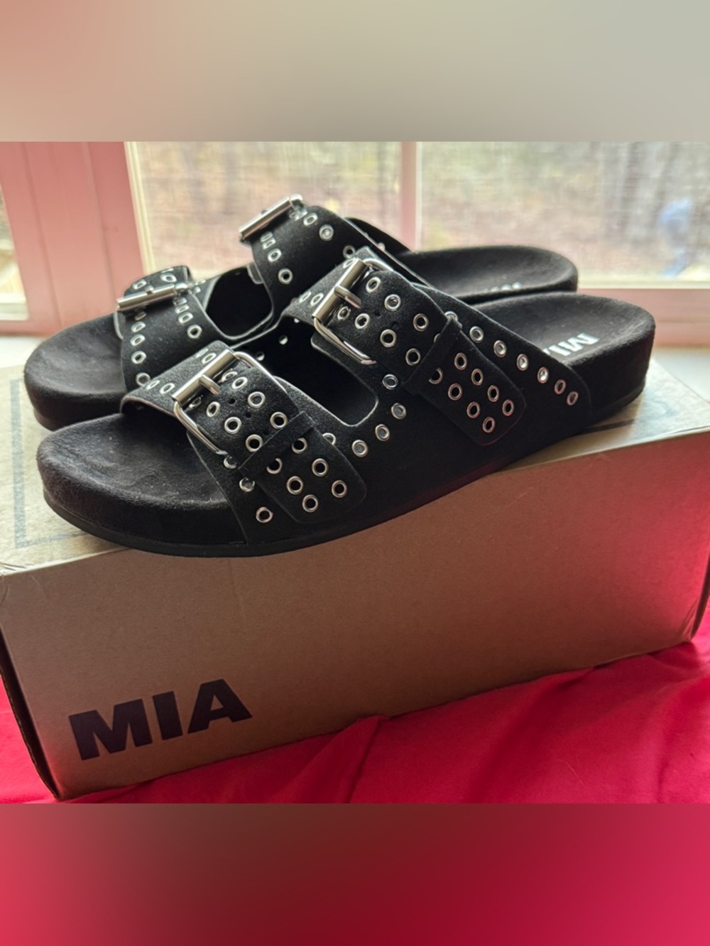 MIA. Brooklyn Sandals